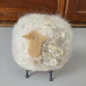 Handmade Shetland Felted Wool Sheep Figurine New